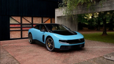 Электрическая эпоха по-итальянски: первый Ferrari без мотора ушёл с молотка за полцены небоскрёба