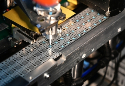 Нехватка гелия из-за кризиса в Иране может подорожать электронику