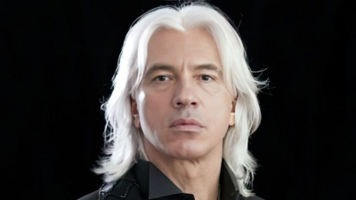 В Москве на зеленой ветке метро остановилось движение из-за человека на путях